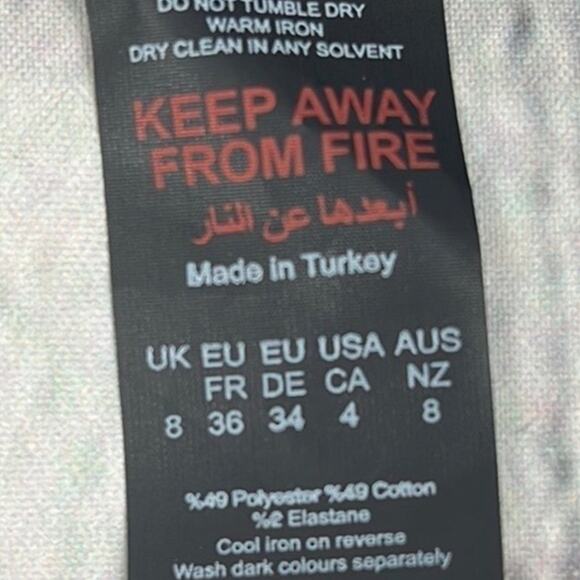 Boohoo Black Sleeveless Ribbed Bodysuit Button detail Size 4 NWT Fall Winter - Picture 8 of 8